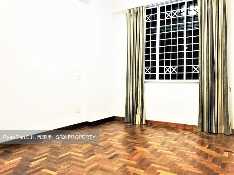 Hillview Green (D21), Condominium #203368951